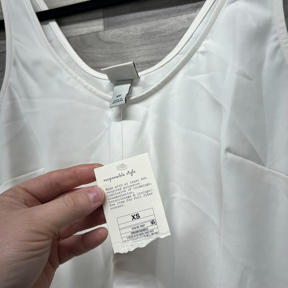 A New Day Tank Top Women's Size XS Ivory Scoop Neck Casual Sleeveless Pullover - Picture 6 of 11